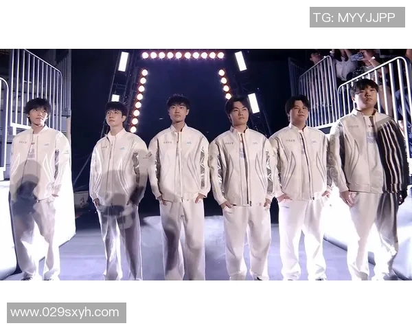 BLG战队在S15电竞总决赛全明星赛中以62分高居积分榜首位 BLG战队在S15电竞总决赛全明星赛中以62分高居积分榜首位